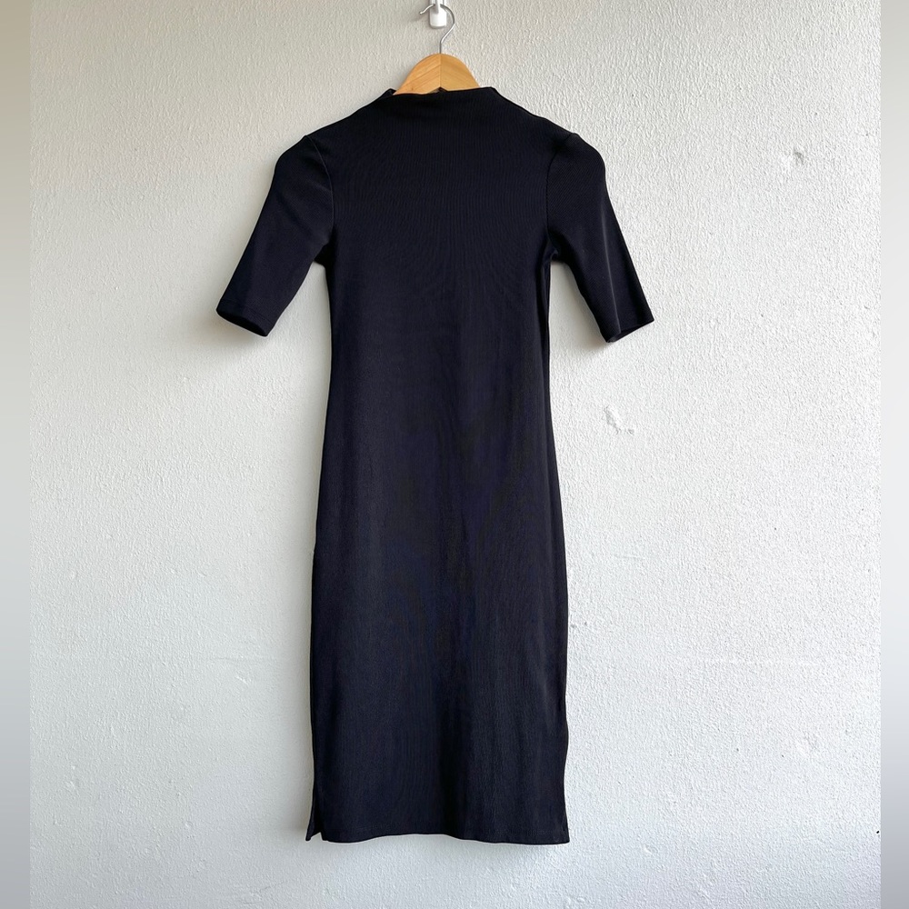 H&M | Ribbed Midi Bodycon Dress